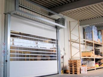 圖艾富來(lái)專用廠房工業(yè)快速門(mén) 重慶建材行業(yè)的高效解決方案